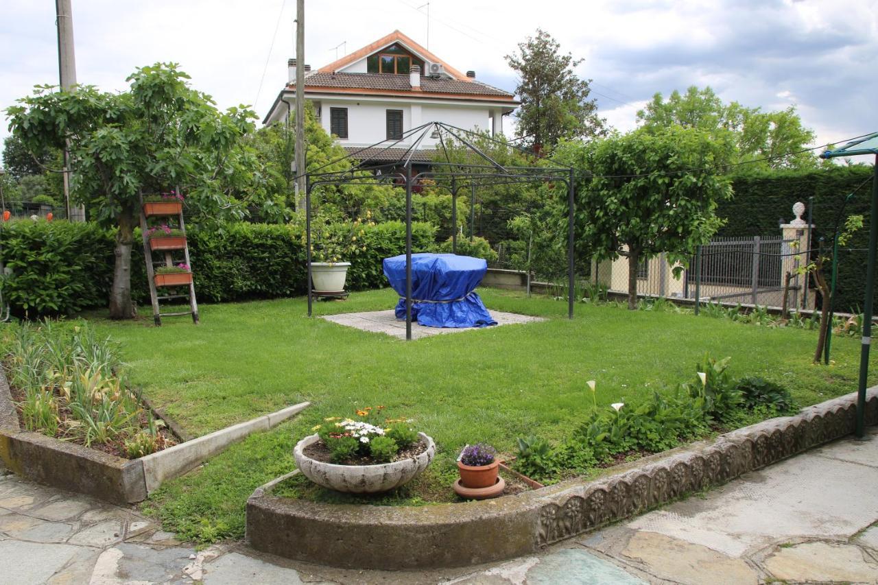 Bed And Breakfast Del Lago Avigliana Exteriör bild